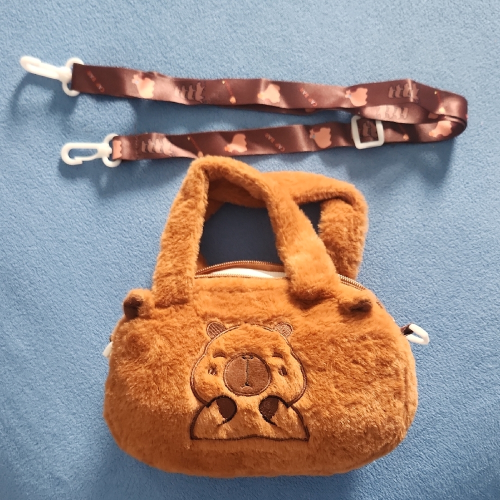 Novelty Capybara Plush Crossbody Hand Bag NWOT